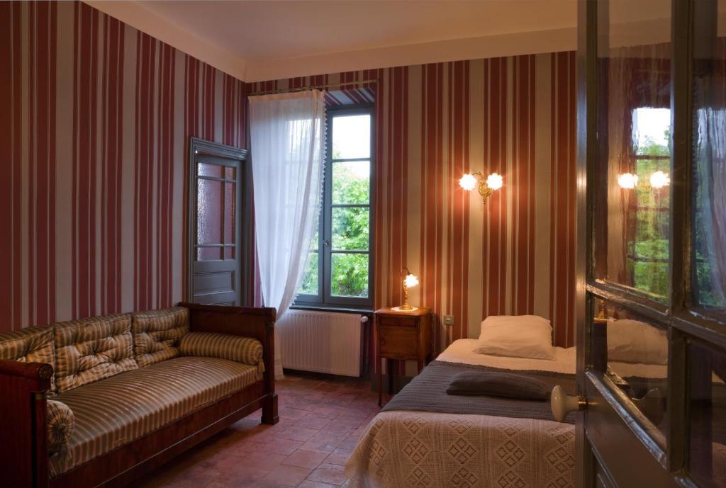 Logis Hotel - Restaurant La Marbrerie Caunes-Minervois Quarto foto